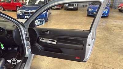 Lot 106 - 2004 VOLKSWAGEN GOLF R32