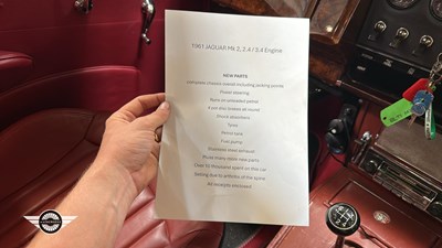 Lot 130 - 1961 JAGUAR 2.4/240