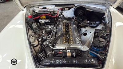 Lot 130 - 1961 JAGUAR 2.4/240
