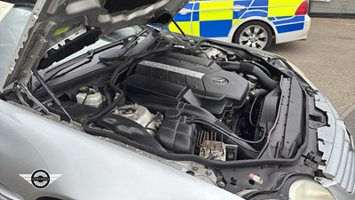 Lot 858 - 2002 MERCEDES SL500 AUTO