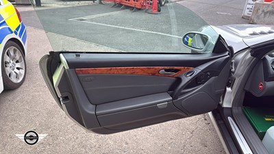 Lot 858 - 2002 MERCEDES SL500 AUTO