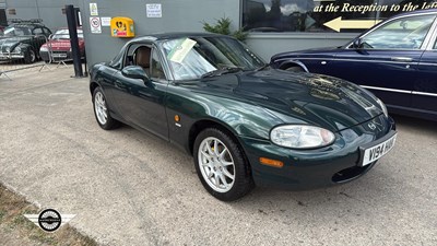 Lot 126 - 1999 MAZDA MX-5 SE