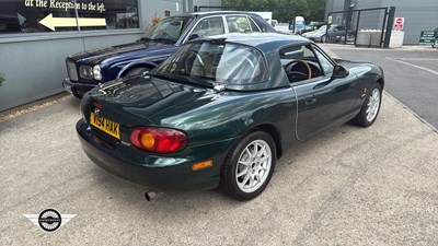 Lot 126 - 1999 MAZDA MX-5 SE