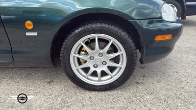 Lot 126 - 1999 MAZDA MX-5 SE