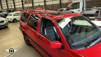 Lot 224 - 1996 VOLVO 850 R AUTO