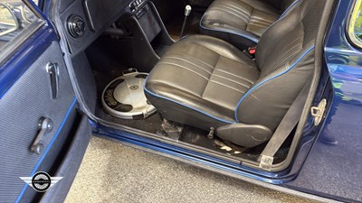 Lot 28 - 1993 ROVER MINI RIO