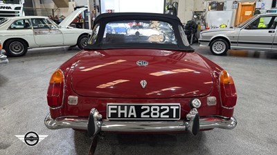Lot 104 - 1979 MG B