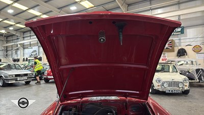 Lot 104 - 1979 MG B