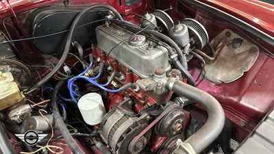 Lot 104 - 1979 MG B