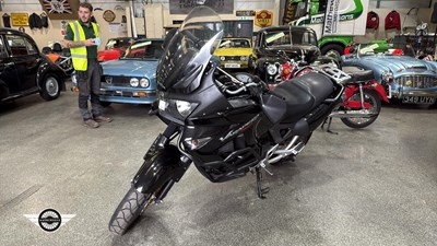 Lot 120 - 2004 HONDA XL 1000 VA-4