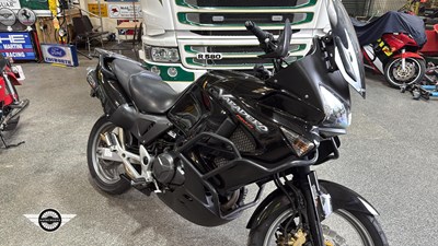 Lot 120 - 2004 HONDA XL 1000 VA-4