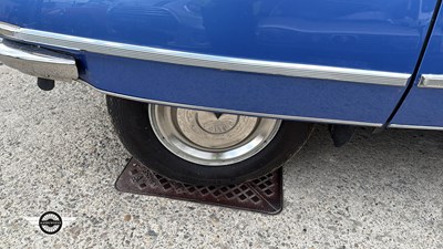 Lot 136 - 1971 CITROEN DS 21