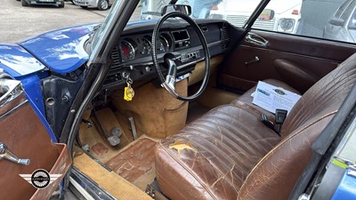 Lot 136 - 1971 CITROEN DS 21