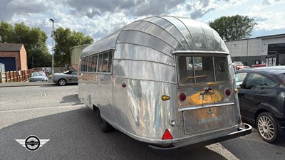 Lot 140 - CIRCA 1950 AIRSTREAM CARAVAN