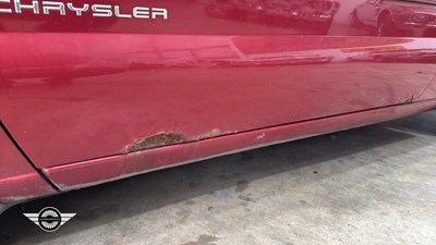 Lot 214 - 1999 CHRYSLER