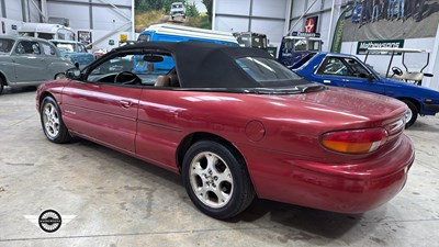 Lot 214 - 1999 CHRYSLER
