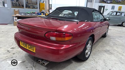 Lot 214 - 1999 CHRYSLER