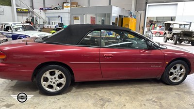 Lot 214 - 1999 CHRYSLER