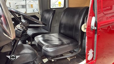 Lot 228 - 1974 RENAULT