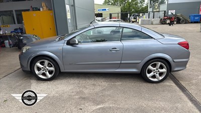 Lot 728 - 2008 VAUXHALL ASTRA TWIN TOP SPORT