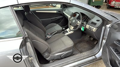 Lot 728 - 2008 VAUXHALL ASTRA TWIN TOP SPORT