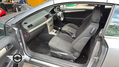 Lot 728 - 2008 VAUXHALL ASTRA TWIN TOP SPORT