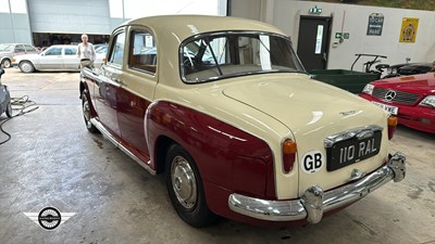 Lot 234 - 1962 ROVER 110