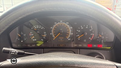 Lot 236 - 1994 MERCEDES S500 COUPE AUTO