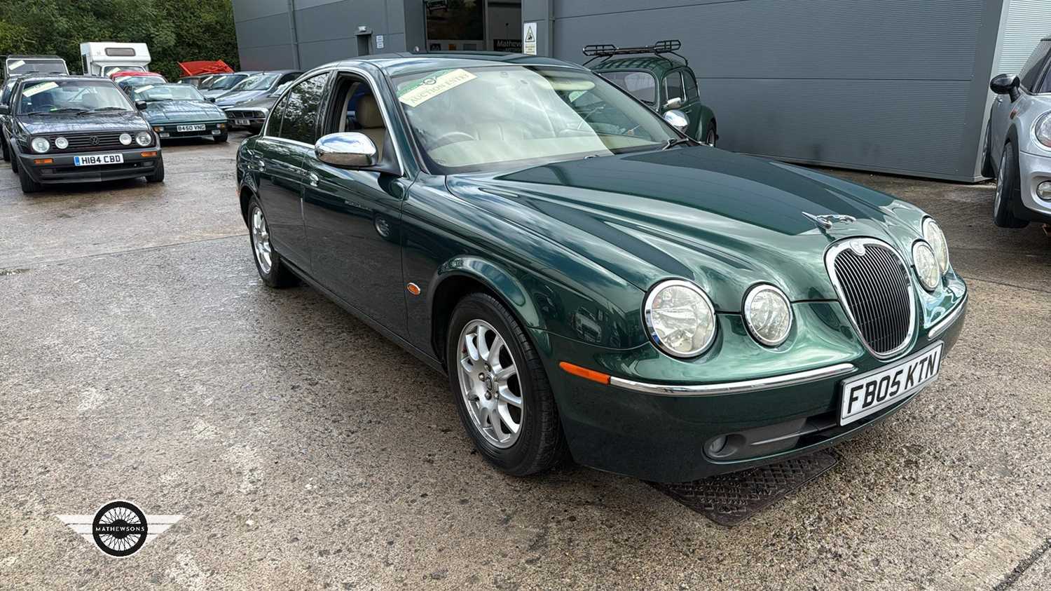 Lot 252 - 2005 JAGUAR S TYPE