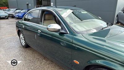 Lot 252 - 2005 JAGUAR S TYPE