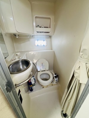 Lot 254 - 1994 MAXUM 2700 SCR SUNCRUISER