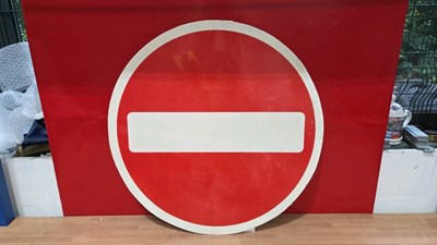 Lot 389 - NO ENTRY PERSPEX SIGN 24" DIA