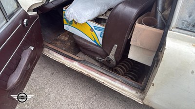 Lot 432 - 1964 ALFA ROMEO 2600 SPRINT