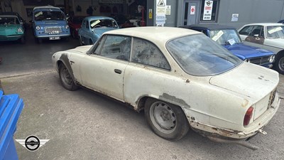 Lot 432 - 1964 ALFA ROMEO 2600 SPRINT