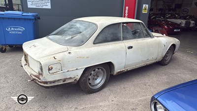 Lot 432 - 1964 ALFA ROMEO 2600 SPRINT