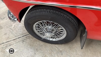 Lot 486 - 1974 MG B