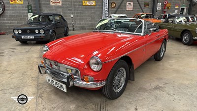 Lot 486 - 1974 MG B