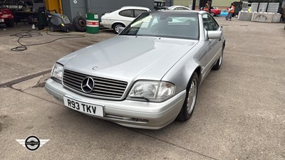 Lot 506 - 1998 MERCEDES SL 320 AUTO