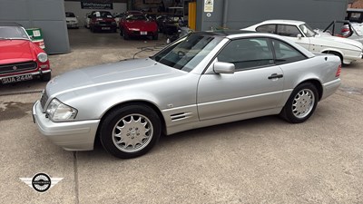 Lot 506 - 1998 MERCEDES SL 320 AUTO