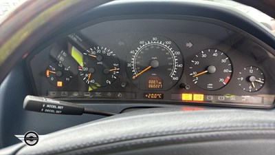 Lot 506 - 1998 MERCEDES SL 320 AUTO