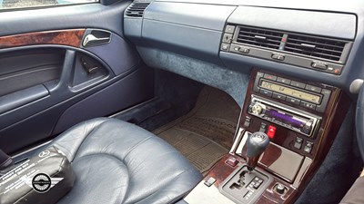 Lot 506 - 1998 MERCEDES SL 320 AUTO