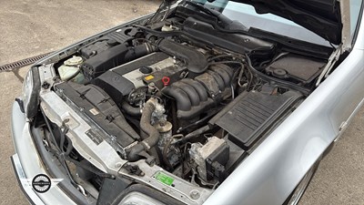 Lot 506 - 1998 MERCEDES SL 320 AUTO