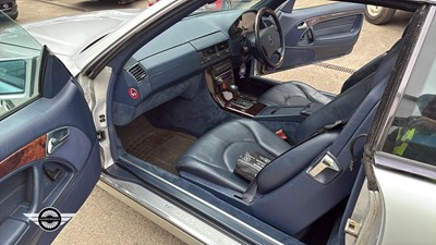 Lot 506 - 1998 MERCEDES SL 320 AUTO