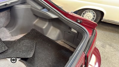 Lot 354 - 1988 TOYOTA SUPRA AUTO