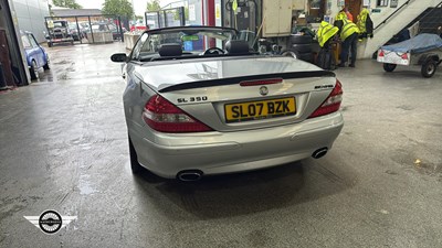 Lot 374 - 2007 MERCEDES SL350 AUTO