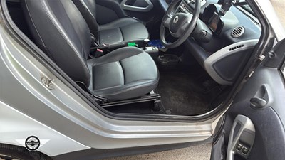 Lot 564 - 2012 SMART FORTWO PURE 61 MHD AUTO
