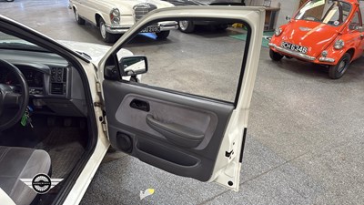Lot 382 - 1992 FORD SIERRA GLS I