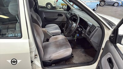 Lot 382 - 1992 FORD SIERRA GLS I