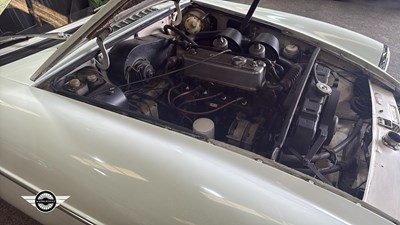 Lot 574 - 1972 MG B
