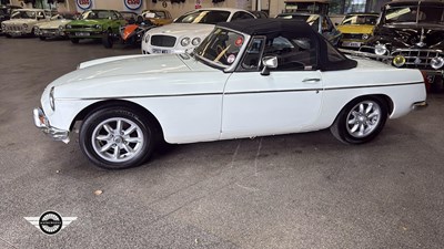 Lot 574 - 1972 MG B